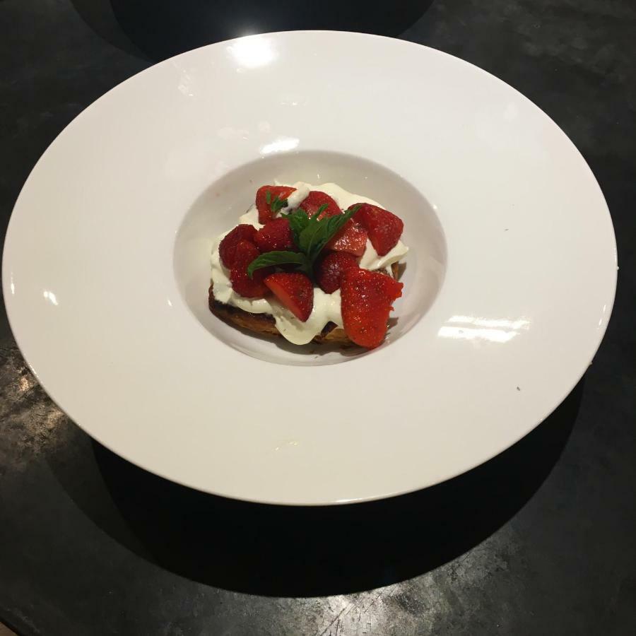 La Datcha Delicatessen Tulette Eksteriør billede
